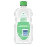 Johnson's Baby Oil Gel with Moisturizing Aloe Vera, Skin-Soothing Vitamin E and Mineral Oil, 591 ml - Image 10