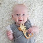 Dr. Brown's Ridgees Giraffe, Massaging Baby Teether, Designed by a Pediatric Dentist, BPA Free,3m+ - Image 2