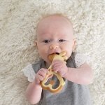 Dr. Brown's Ridgees Giraffe, Massaging Baby Teether, Designed by a Pediatric Dentist, BPA Free,3m+ - Image 4