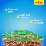 Ziploc Snack and Sandwich Bags for On-the-Go Freshness, Grip 'n Seal Technology for Easier Grip, Open and Close, 270 Count - Image 10